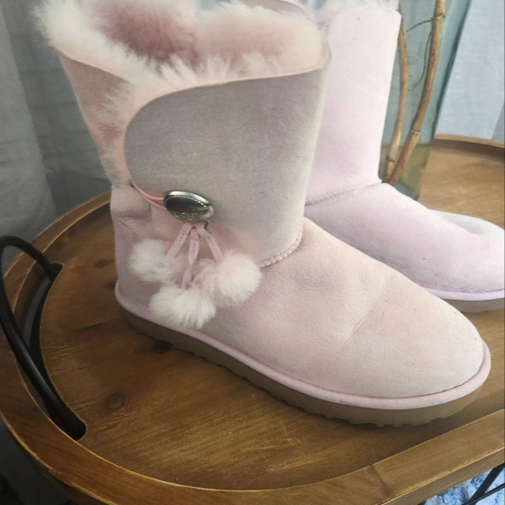 UGG boot
